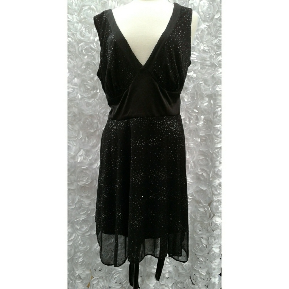 (R&M Richards) black sequence dress